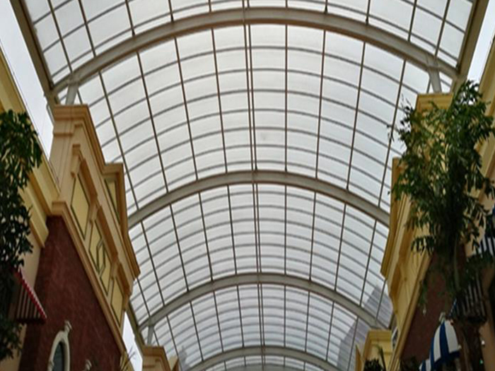 湘西屋面网架顶棚吊装方案